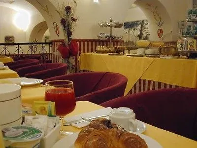 Varese Otel