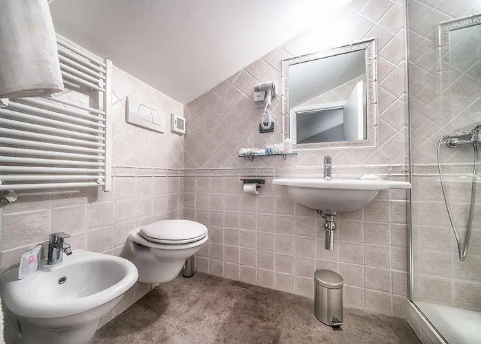 Hotel Varese Rome