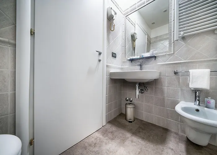 Varese Otel