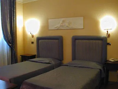 Otel Varese 3*