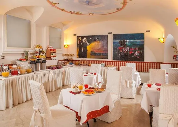 Hotel Varese 3*